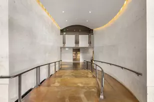 303 E Pike St, Seattle, WA 98122 - Photo 27