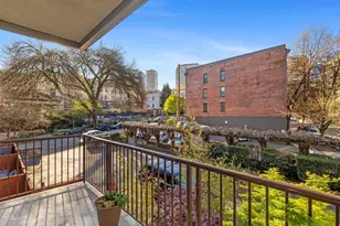 303 E Pike St, Seattle, WA 98122 - Photo 13