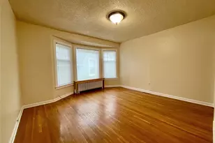 317 17th Ave E, Seattle, WA 98112 - Photo 3