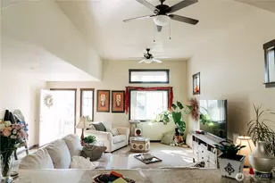 108 Jeff St, Mount Vernon, WA 98273 - Photo 3