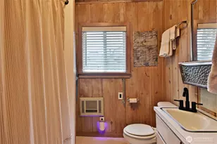 2712 N Bluff Rd, Greenbank, WA 98253 - Photo 17