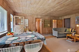 2712 N Bluff Rd, Greenbank, WA 98253 - Photo 11