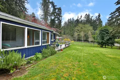 2712 North Bluff Road, Greenbank, WA 98253 - Photo 5