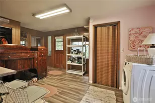 2712 N Bluff Rd, Greenbank, WA 98253 - Photo 15
