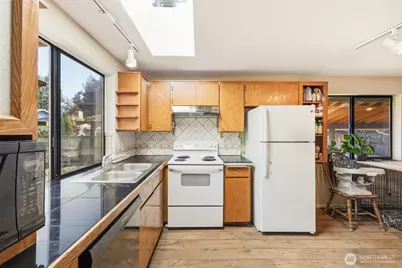 7218 194th Avenue E, Bonney Lake, WA 98391 - Photo 7