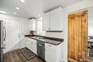 12211 109th Ave Ct E, Puyallup, WA 98374 - Photo 17