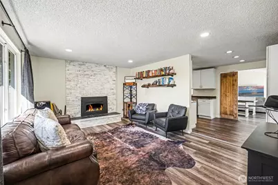 12211 109th Avenue Ct E, Puyallup, WA 98374 - Photo 5
