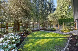 3008 NE 178th St, Lake Forest Park, WA 98155 - Photo 27