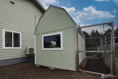 286 Point Brown Avenue SE, Ocean Shores, WA 98569 - Photo 9