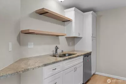 9815 Holly Drive #A305, Everett, WA 98204 - Photo 13