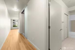 2960 Eastlake Ave E, Seattle, WA 98102 - Photo 5