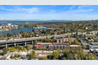 2960 Eastlake Avenue E #111, Seattle, WA 98102 - Photo 27