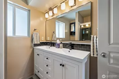 14225 104th Avenue NE, Kirkland, WA 98034 - Photo 17