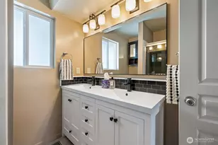 14225 104th Ave NE, Kirkland, WA 98034 - Photo 17