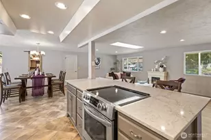 14225 104th Ave NE, Kirkland, WA 98034 - Photo 9