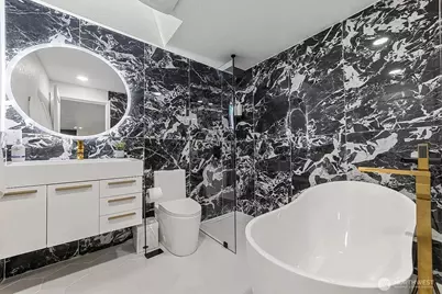 13417 110th Place NE, Kirkland, WA 98034 - Photo 9