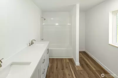 315 Highway 162 E, South Prairie, WA 98385 - Photo 23