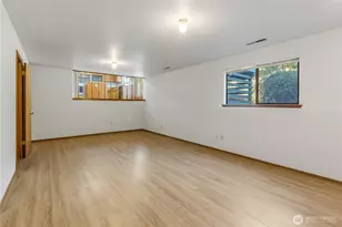 1345 N Juniper St, Tacoma, WA 98406 - Photo 11