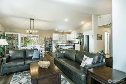 8209 Comox Road, Birch Bay, WA 98230 - Photo 5