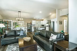 8209 Comox Rd, Birch Bay, WA 98230 - Photo 5