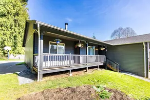 8635 215th St NE, Arlington, WA 98223 - Photo 3