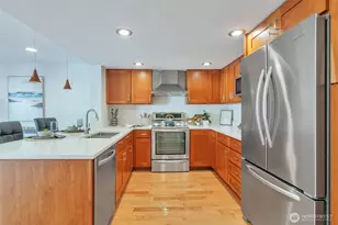 1035 156th Ave NE, Bellevue, WA 98007 - Photo 5
