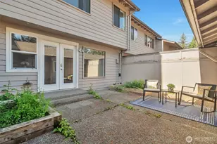 1035 156th Ave NE, Bellevue, WA 98007 - Photo 21