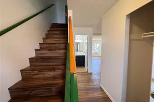 8823 Holly Dr, Everett, WA 98208 - Photo 9