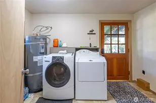 37627 W Lake Walker Dr SE, Enumclaw, WA 98022 - Photo 9