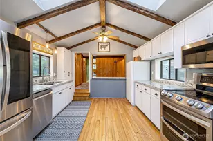 37627 W Lake Walker Dr SE, Enumclaw, WA 98022 - Photo 5