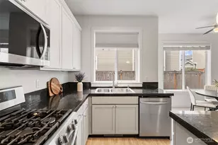 24015 221st Ln SE, Maple Valley, WA 98038 - Photo 9