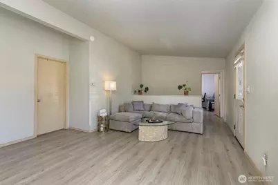 11122 59th Avenue S, Seattle, WA 98178 - Photo 7