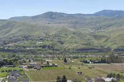 519 Diede Hills Lane, Wenatchee, WA 98801 - Photo 7