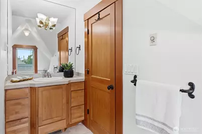 4414 Eastern Avenue N #4418, Seattle, WA 98103 - Photo 11