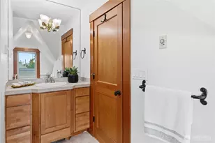 4414 Eastern Ave N, Seattle, WA 98103 - Photo 11