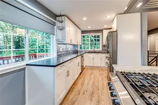 3030 Panaview Blvd, Everett, WA 98203 - Photo 7