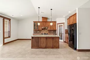 1051 N Baker Ave, East Wenatchee, WA 98802 - Photo 11