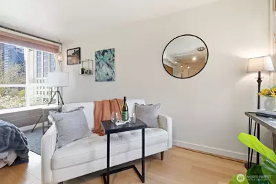 905 Cherry Street #306, Seattle, WA 98104 - Photo 9