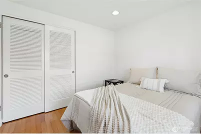 17154 NE 5th Street, Bellevue, WA 98008 - Photo 25