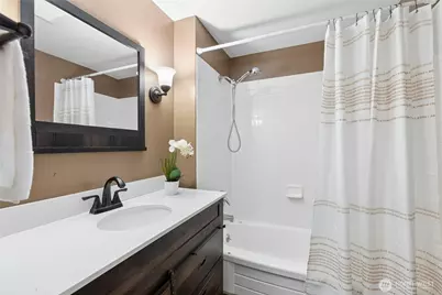 17154 NE 5th Street, Bellevue, WA 98008 - Photo 29