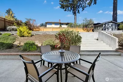 17154 NE 5th Street, Bellevue, WA 98008 - Photo 29