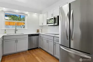 17154 NE 5th St, Bellevue, WA 98008 - Photo 11