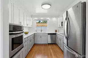17154 NE 5th St, Bellevue, WA 98008 - Photo 13