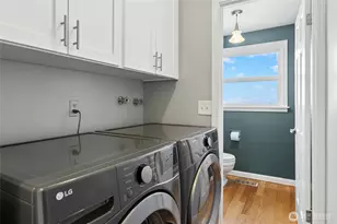 17154 NE 5th St, Bellevue, WA 98008 - Photo 13