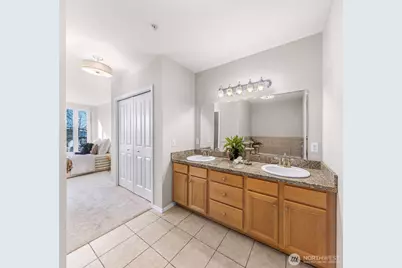 1134 Finnegan Way #304, Bellingham, WA 98225 - Photo 15
