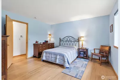 7118 Highland Drive, Everett, WA 98203 - Photo 11