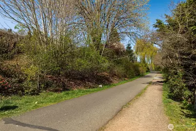 7001 Sand Point Way NE #A412, Seattle, WA 98115 - Photo 23