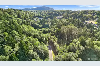 4800 Beaver Pond Drive S, Mount Vernon, WA 98274 - Photo 9