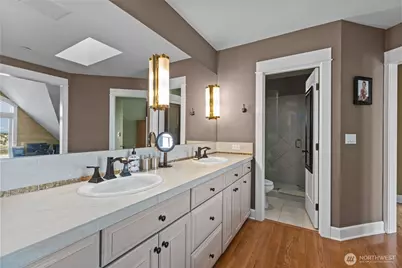 2200 11th Avenue W #A, Seattle, WA 98119 - Photo 21