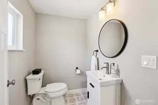 14322 Admiralty Way, Lynnwood, WA 98087 - Photo 13